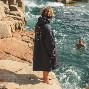Poncho de surf Escapism doublé d'une serviette recyclée - Noir